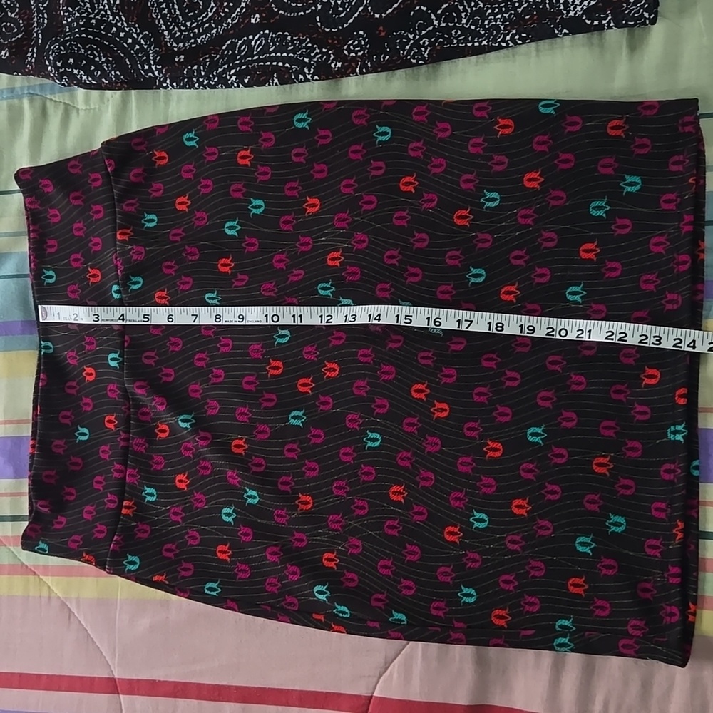 Two LuLaRoe Cassie skirts - Picture 13 of 15